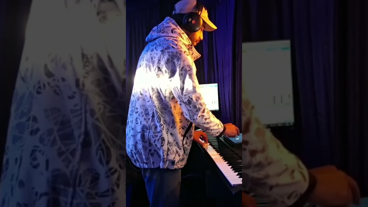 Afro House DJ Set Intro | Amawave Live