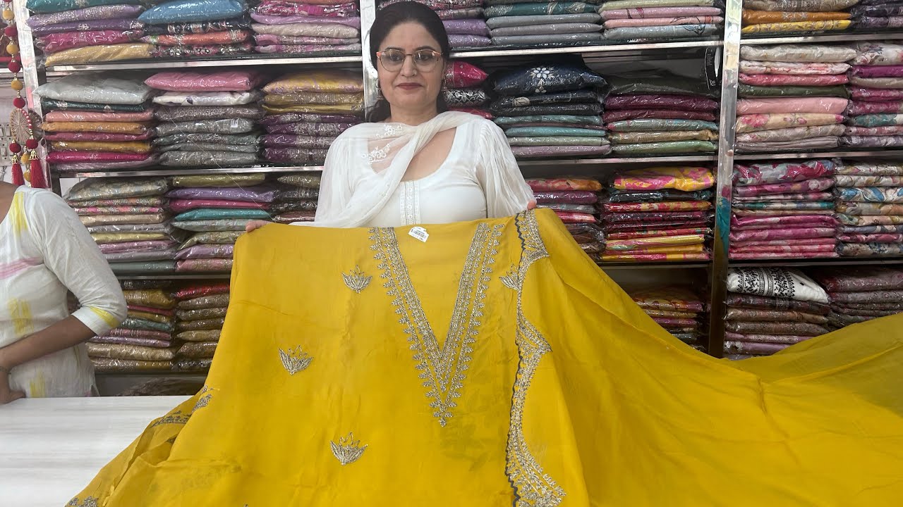 Nariti brand elegant party wear new collection 💃(9896153056)4/10/24)beautiful designer suit 🌺