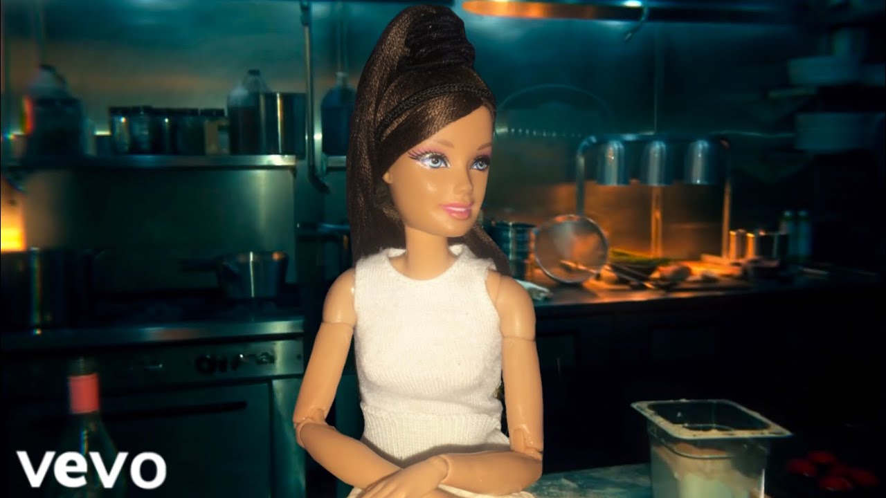 Ariana Grande - Positions (doll stop motion) Music Video