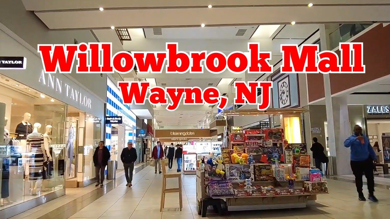 Walking inside Willowbrook Mall in Wayne, New Jersey, USA