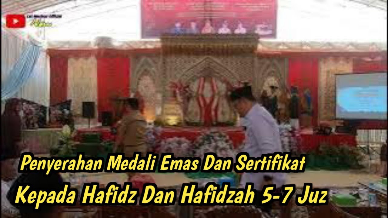PENYERAHAN BINTANG EMAS DAN SERTIFIKAT KEPADA HAFIZH DAN HAFIZAH 5-7 JUZ