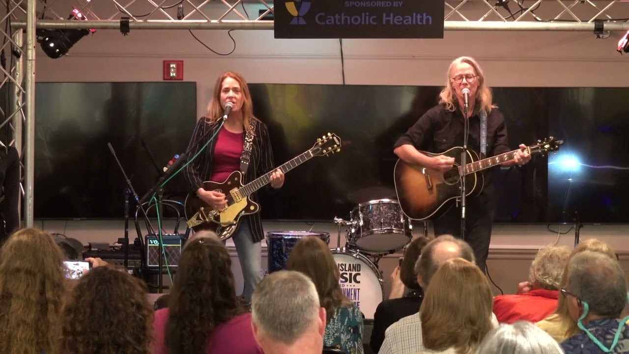 Vicki Peterson & John Cowsill at the LIMEHOF