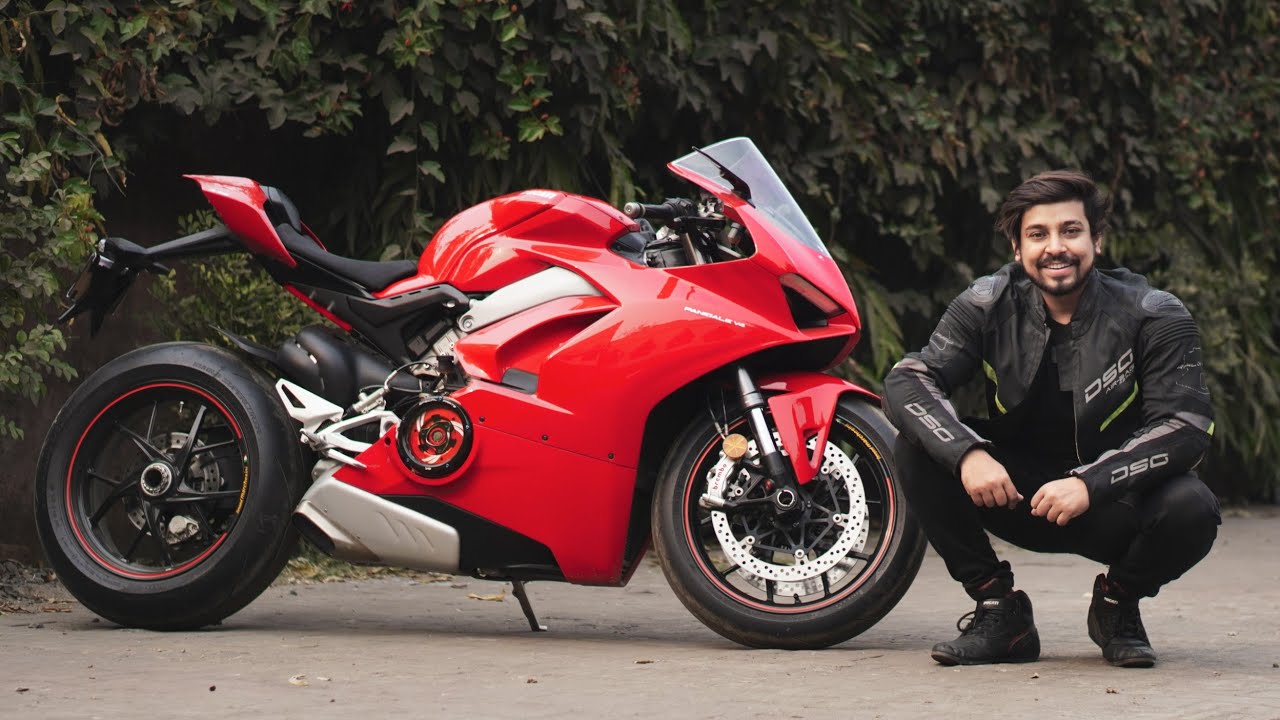 Ducati Panigale V4 Worth Rs 30 Lakhs | Full Throttle🔥