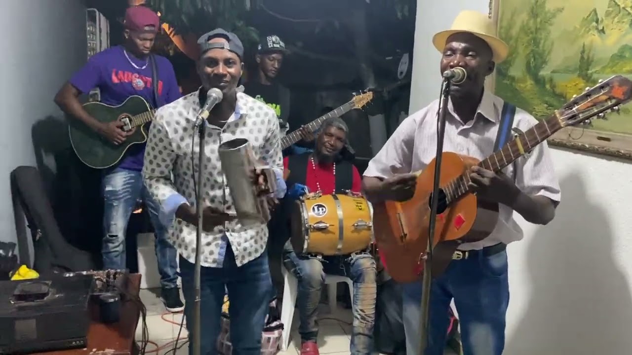 Merengue el grupito de papito 