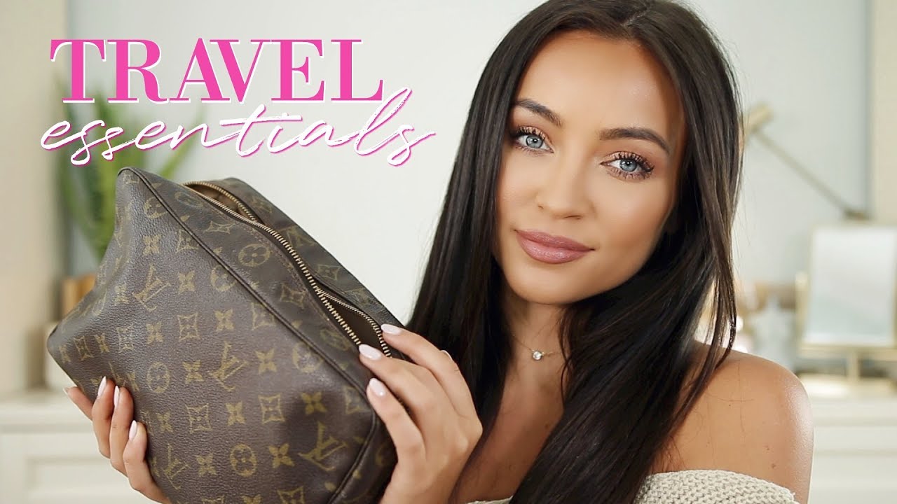 What's in My Travel Makeup/Toiletry Bag! Travel Essentials | Stephanie Ledda