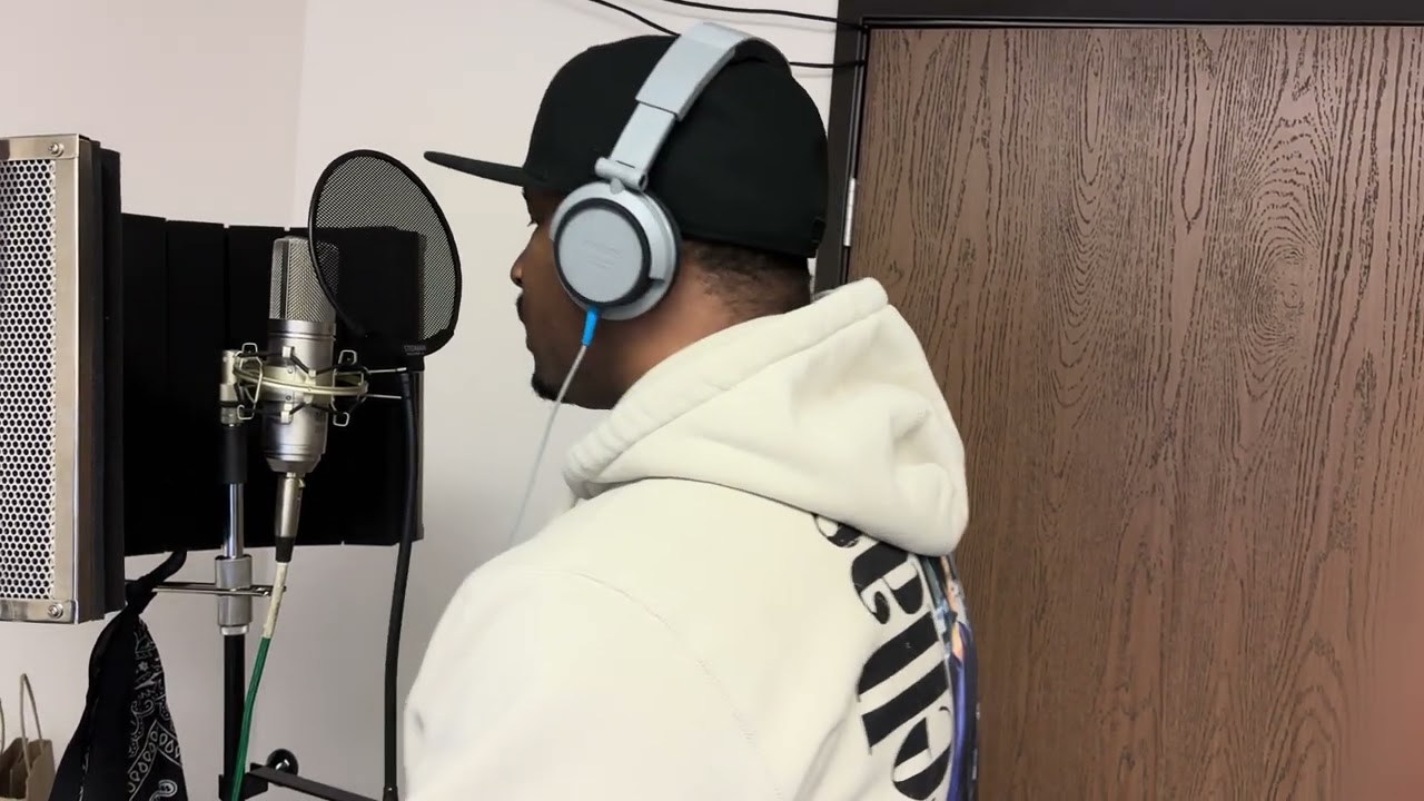 Luce Cannon Finally Came Out Singing (Must Be The Money)