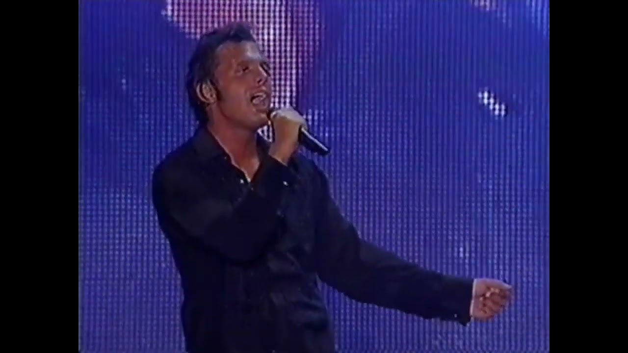 Luis Miguel - Intro & ¿Que Sabés Tú? En Vivo 2002 - EDICIÓN
