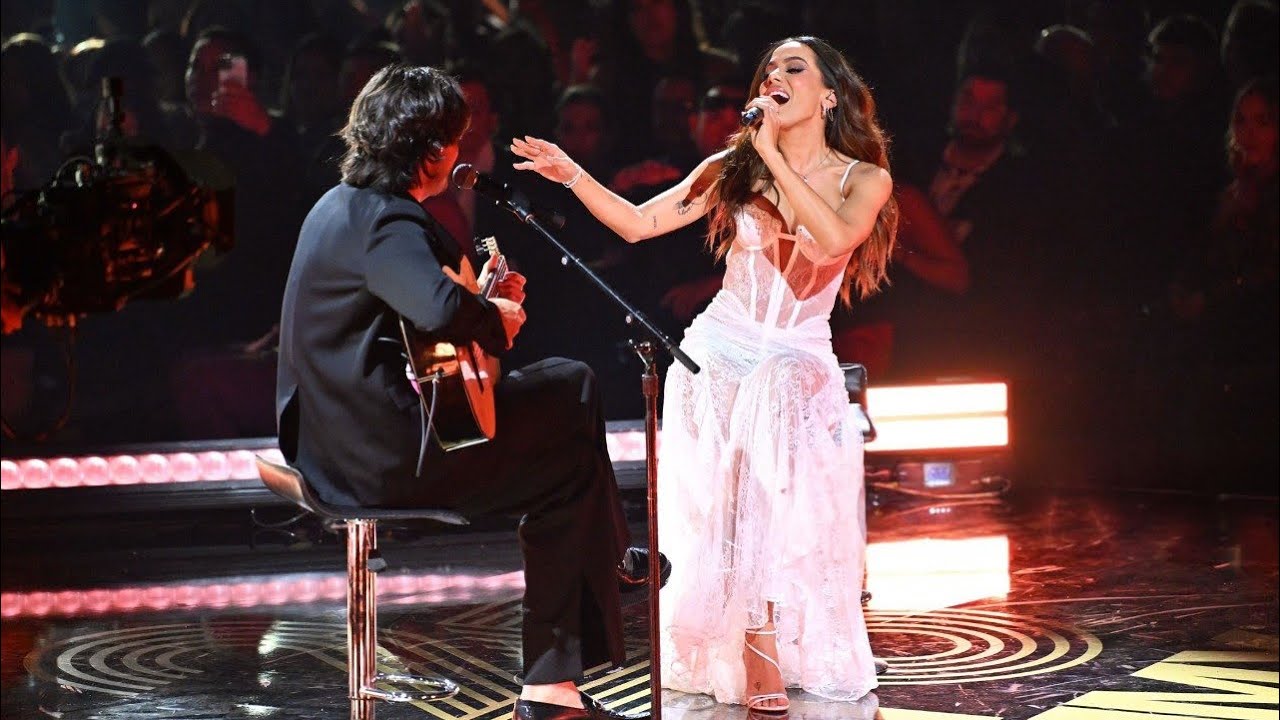 ANITTA — “MIL VECES” E “MAS QUE NADA” w/ TIAGO IORC — “LATIN GRAMMY” 2024