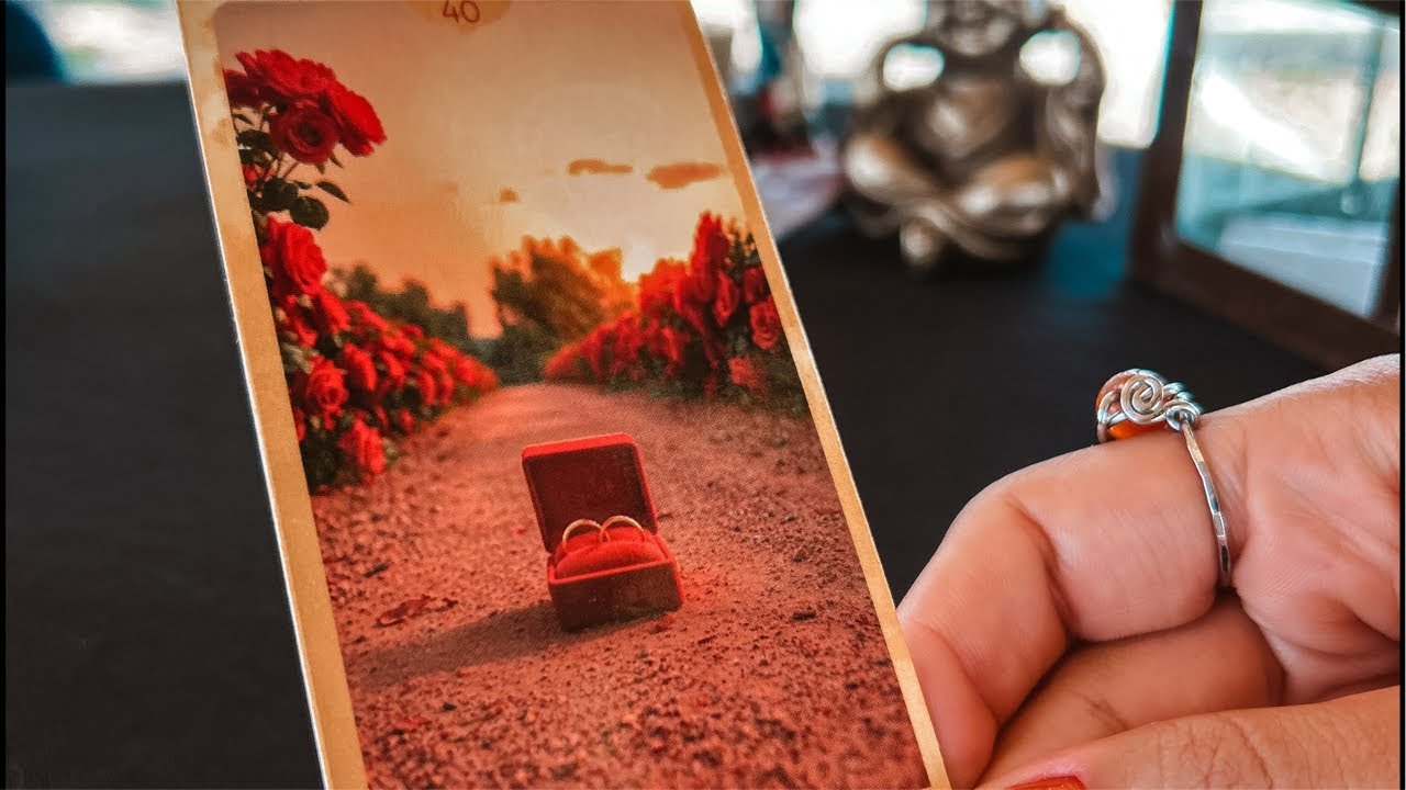 VOCÊ ESTÁ PRESTES A VIVER UM AMOR ESPIRITUAL - (Divino)