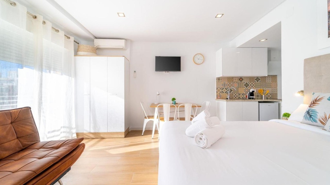 Myflats Riscal | Alicante, Spain | Hotel Review 🌟