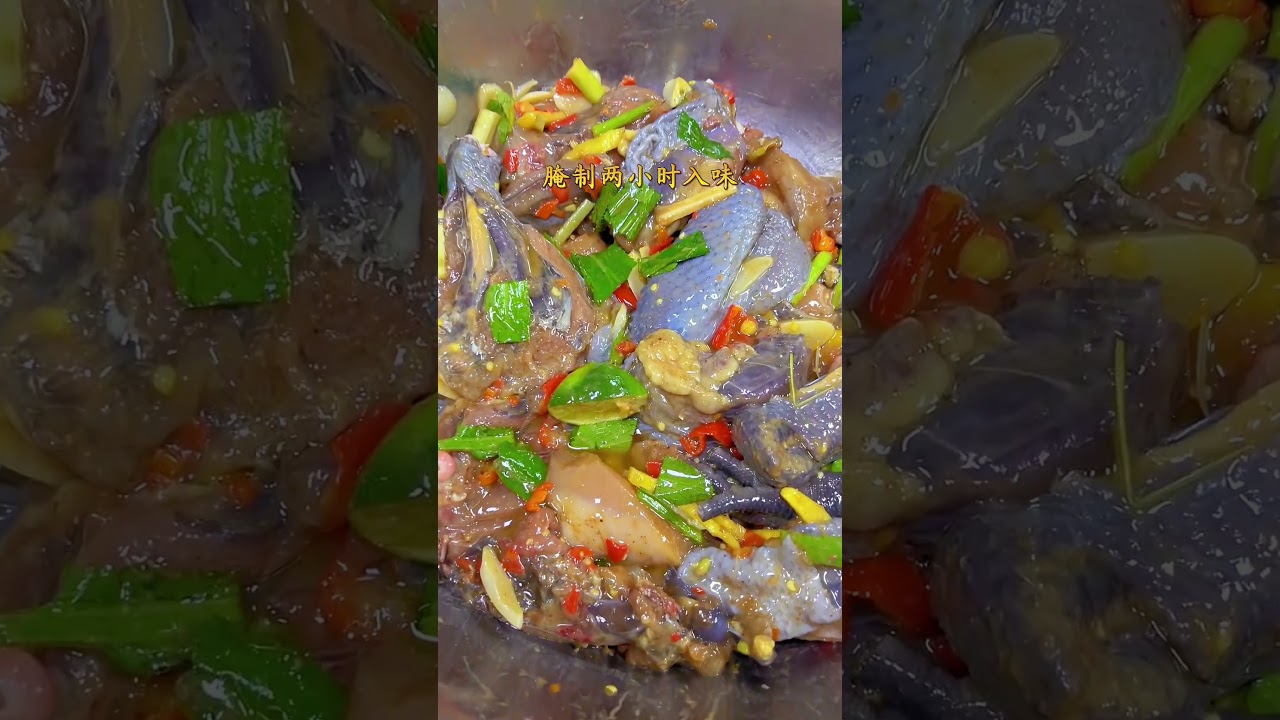 傣味烤乌鸡 非常好吃的傣味烤乌鸡制作#烤鸡哪里学 #傣味哪里学