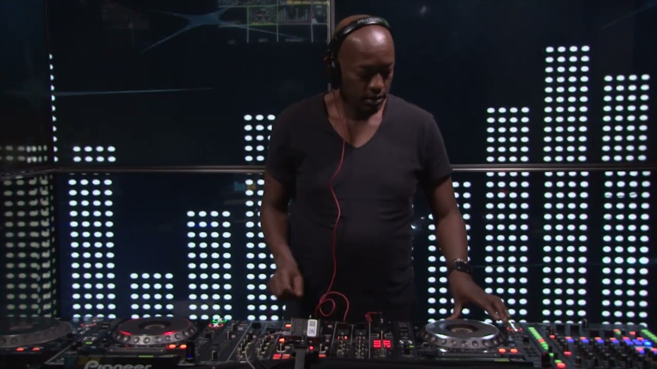 Hit Refresh | PR | DJ China | 2015