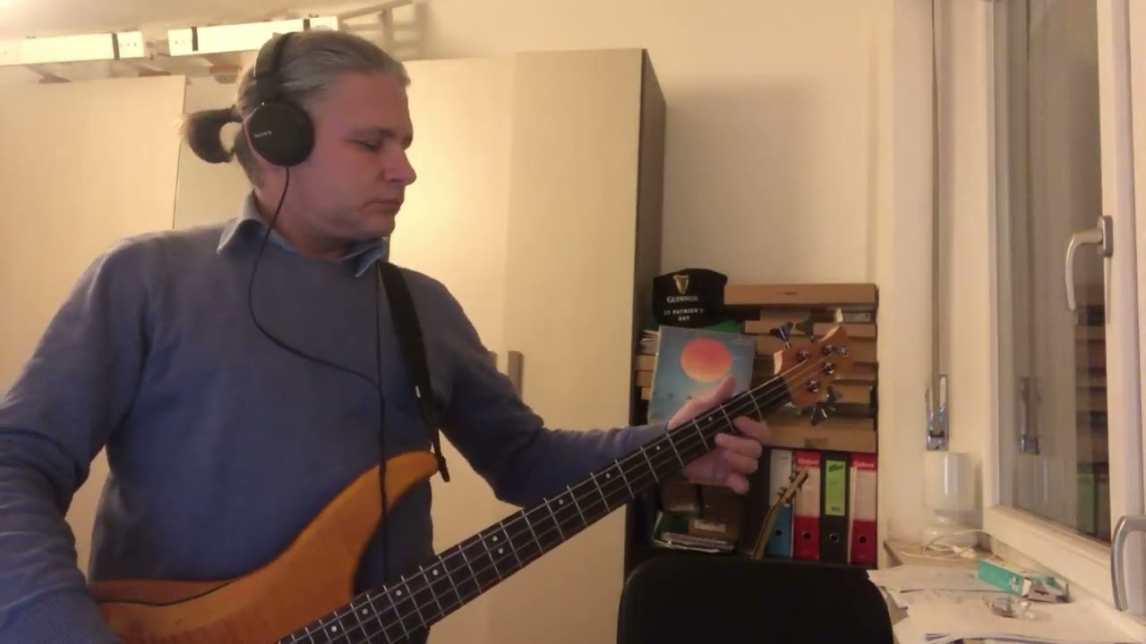 Englishman in New York - SOLO