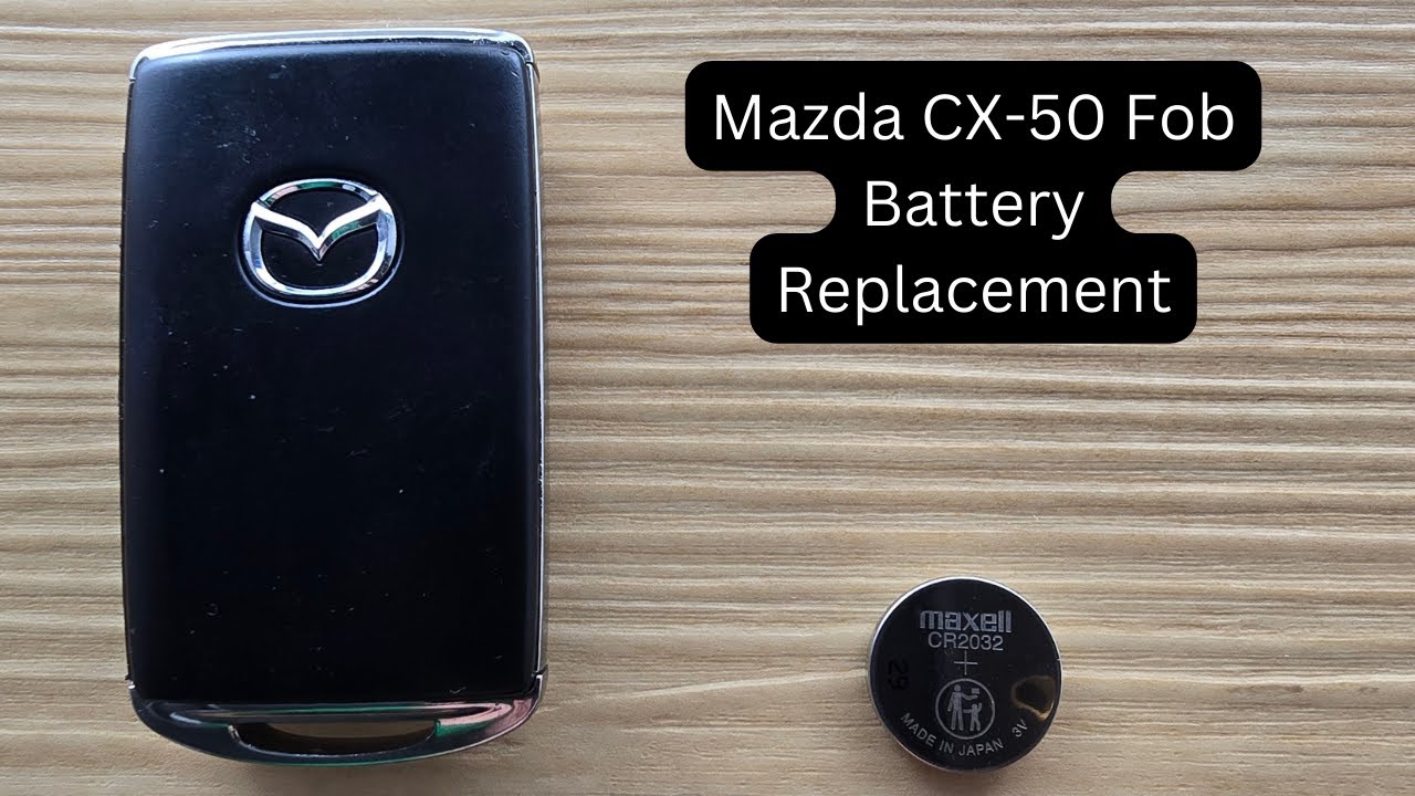 Как заменить батарейку в брелке дистанционного управления Mazda CX-50 (2025 год)