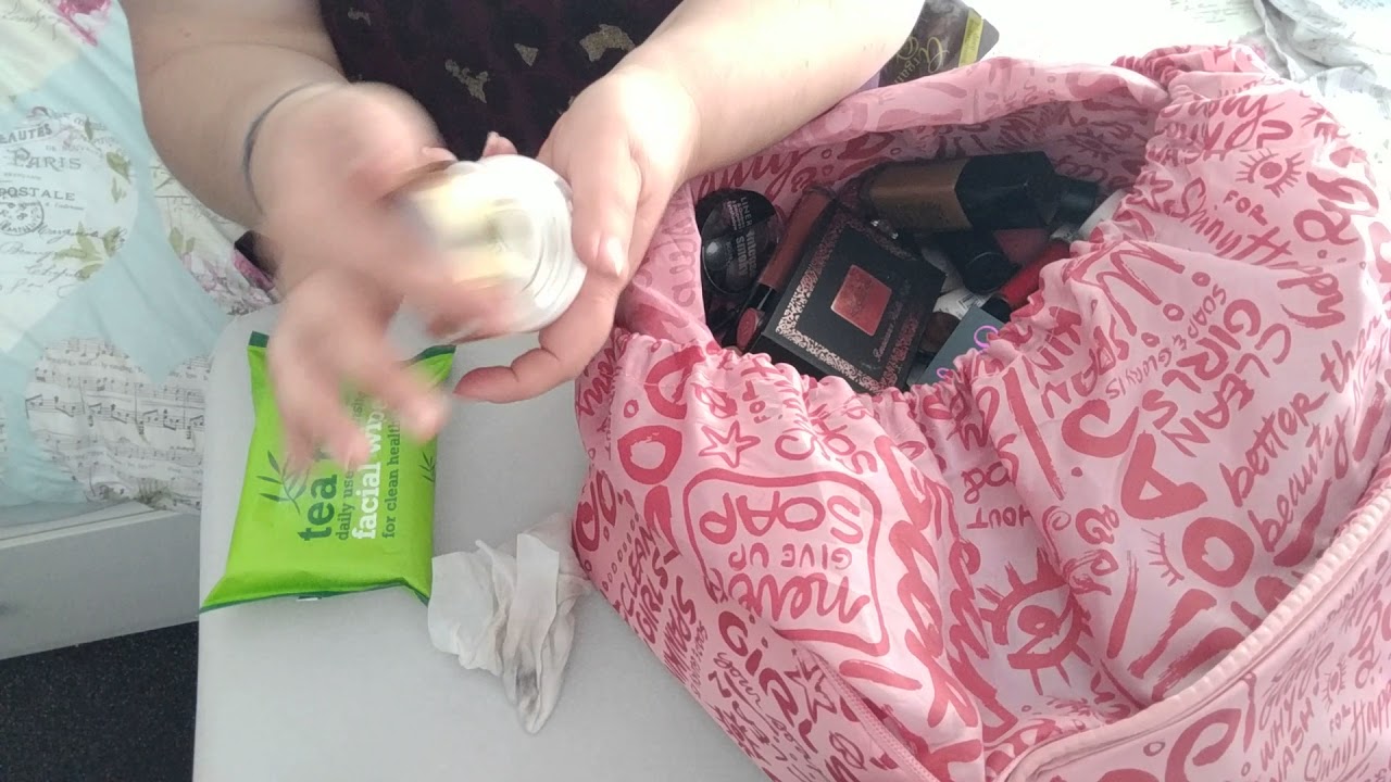 Make up declutter 2018 part 1