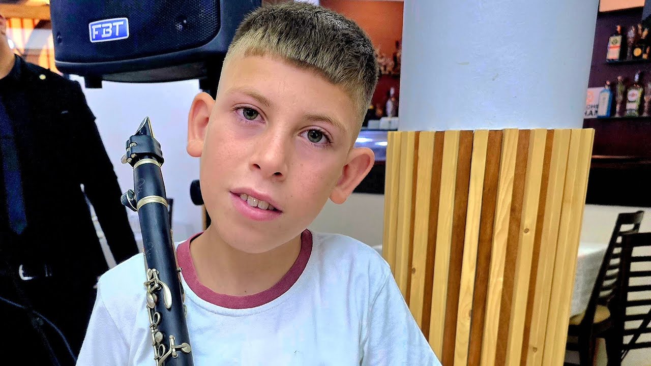Përshëndetje për NOELIN e vogël.Ai feston ditëlindjen e gjyshit FAIK .LIVE 2025 ERVIS MIKEL ARIAN.