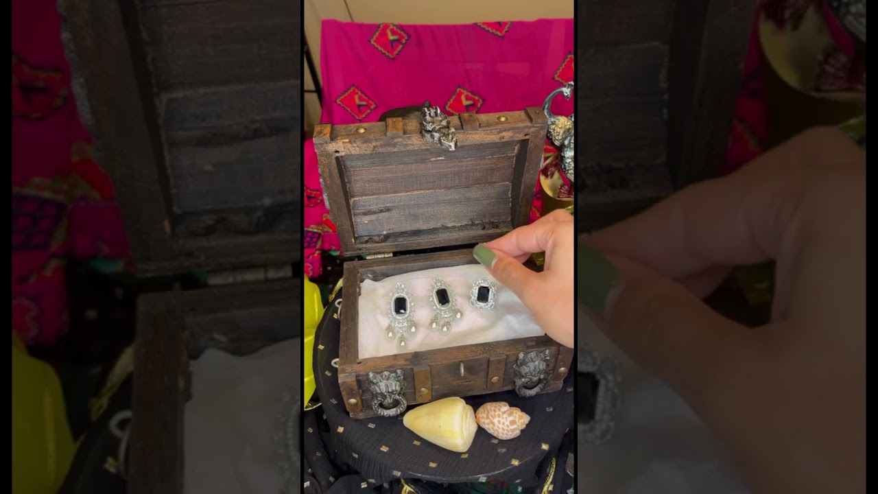 Earrings | Shopify business | El Cajon 