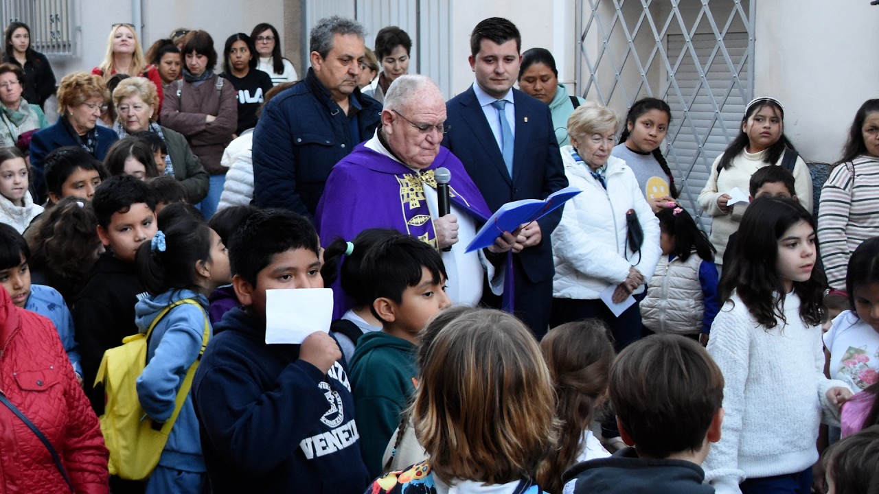 Procesión del Rezo del Vía Crucis con motivo de la Inauguración del Año Jubilar Franciscano