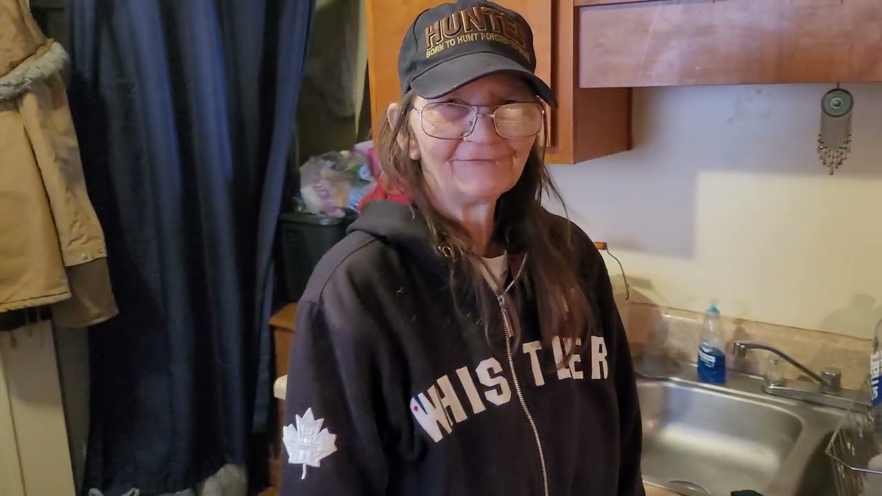 #220 Ruebens Discount Food Store