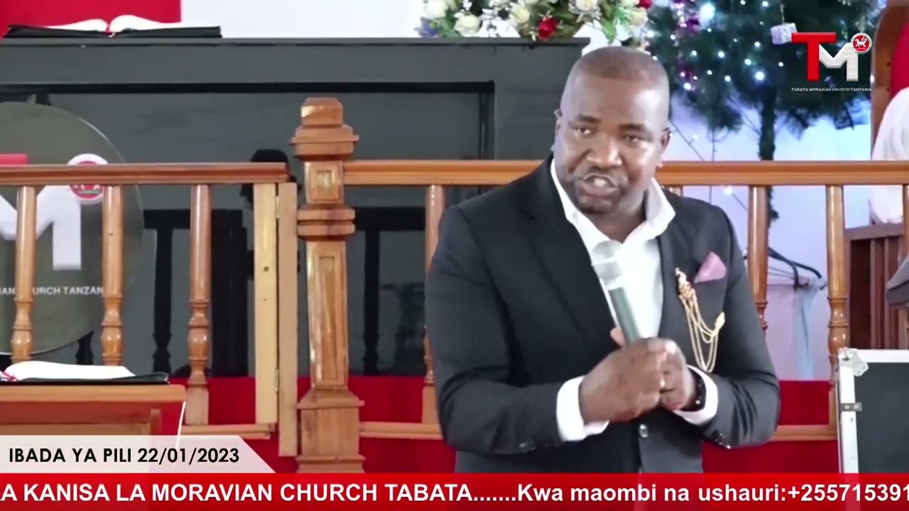 Mwl. Ambwene Mwasonge Akihubiri katika kanisa laTabata Moravian