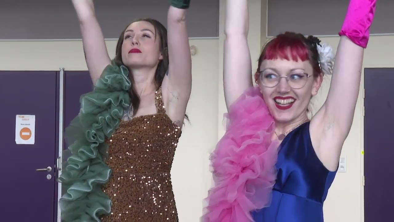 Effeuillage Burlesque Le Marteau de Velours Compagnie Marteau Reportage bip tv