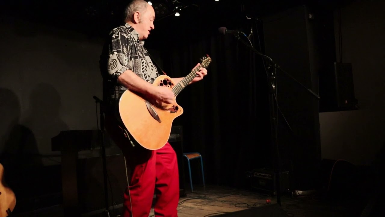 Jean Marie Roina au Scenobar