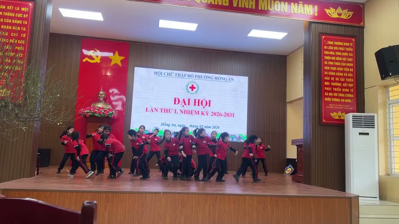Đón xuân- cover biên đạo Mai Anh zumba