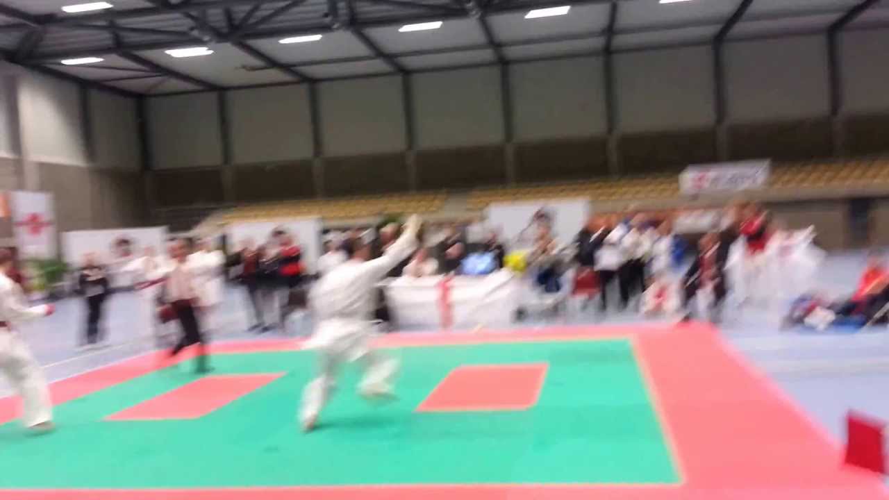 Finałowa walka Pawła Bombolewskiego na Turnieju Open de la Ville de Herstal WUKF w Belgii.