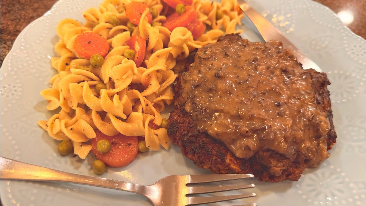 Retro Dinner - Salisbury Steak & Mushroom Gravy