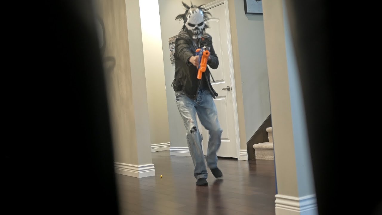 NERF Guns HIDE & Go SEEK!