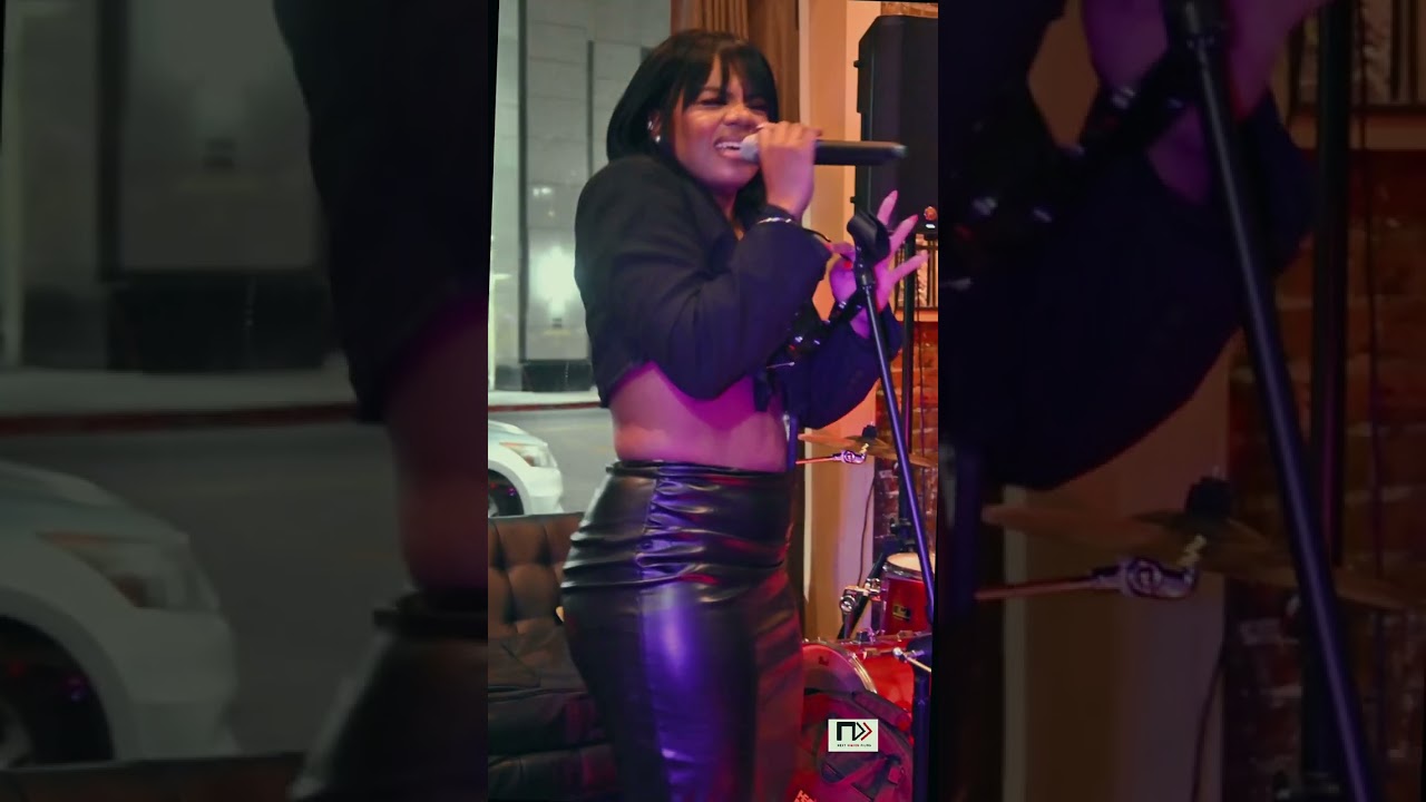 🎵 Akasha's Thrilling Performance Lights Up Mie Tie Lounge in Tulsa! 💃
