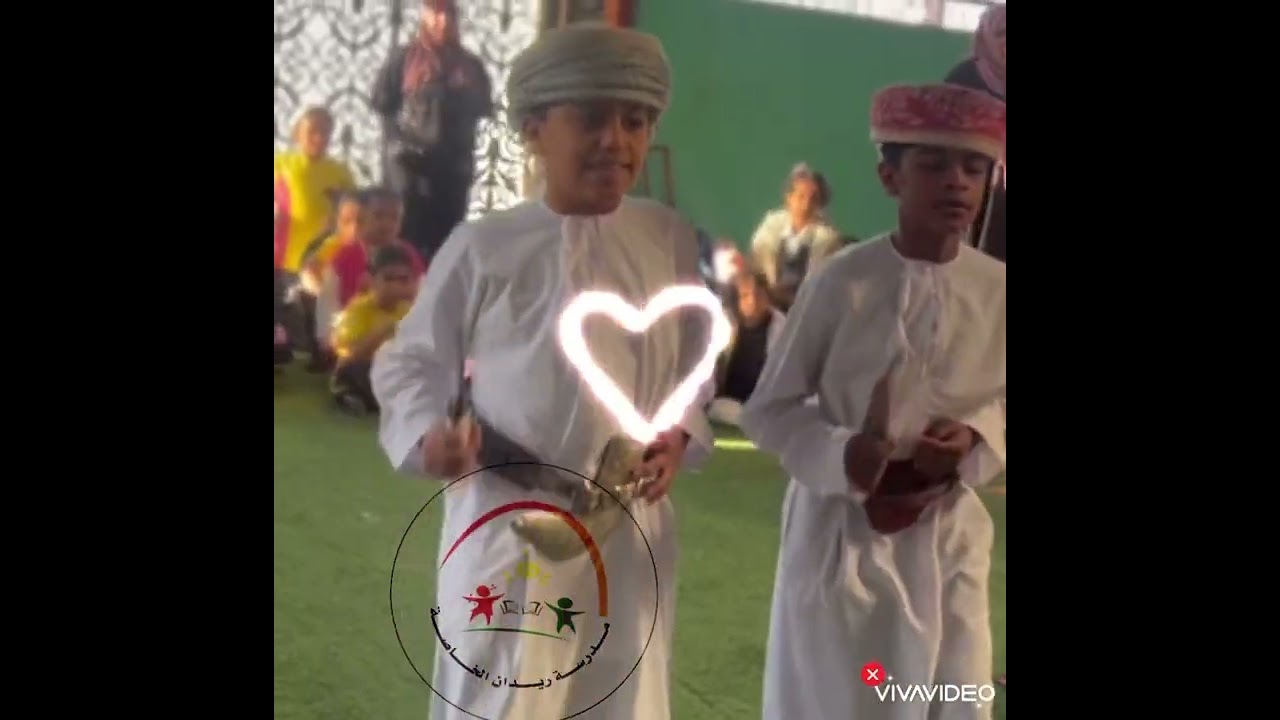 هويه ومواطنه تعزيز العادات والتقاليد العمانية في نفوس الطلبة