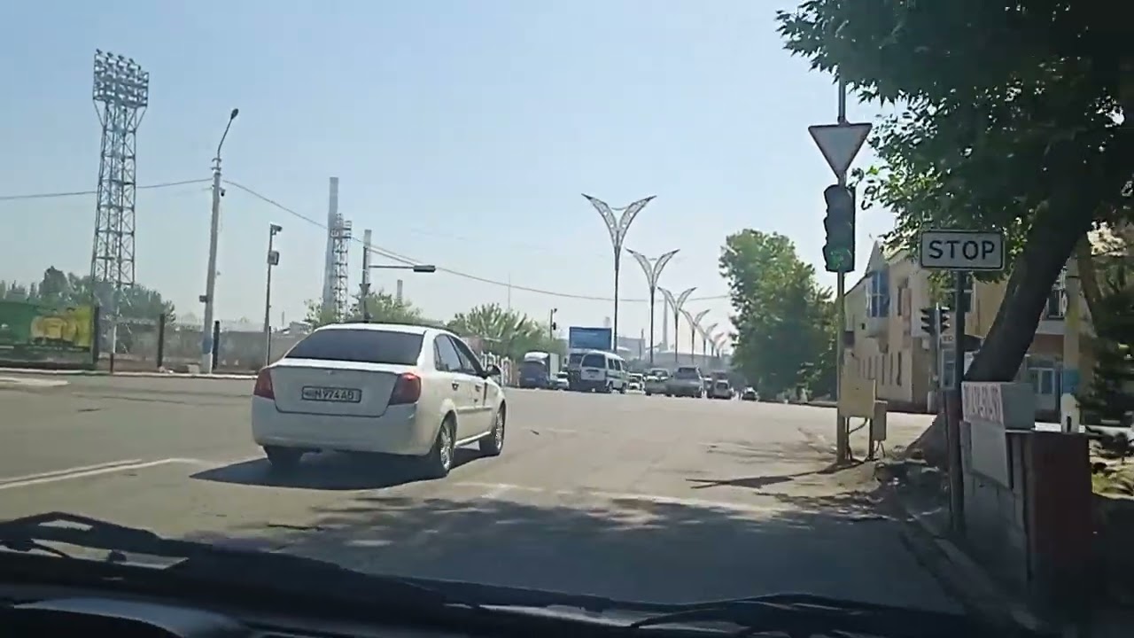 Киргили от кладбища через 
