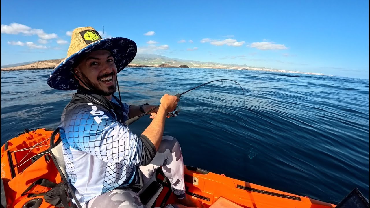 La Efectividad de los Señuelos Pequeños PESCANDO en Kayak