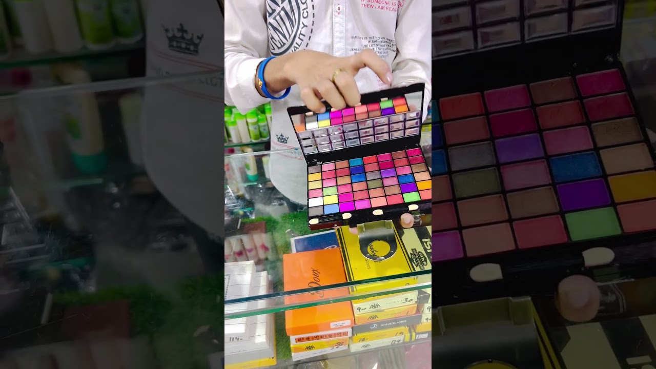 Miss Rose Mini Professional Makeup Kit || Mini Makeup Box #makeupkit #makeupmess #bridelmakup #viral