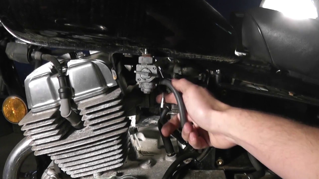 Removing the carburetor on a 2001 Honda Rebel (CMX 250C)