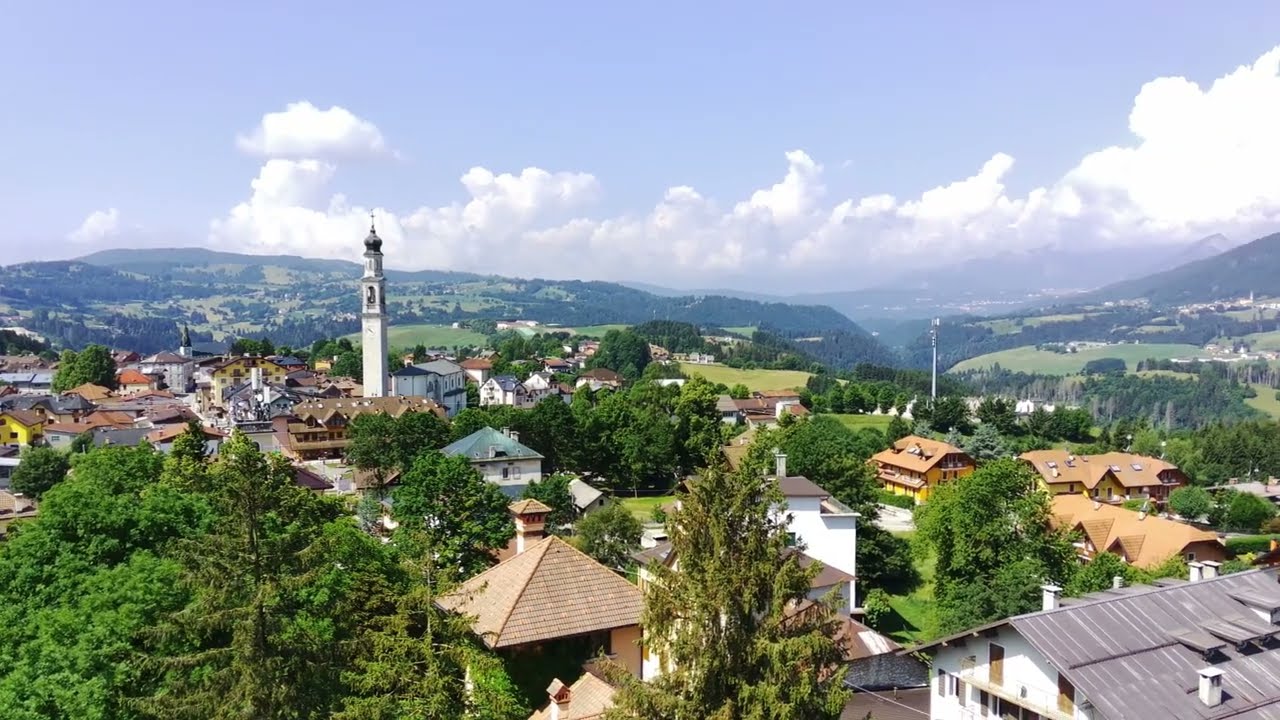 Sulla strada del vecchio trenino da Asiago a Tresché Conca.