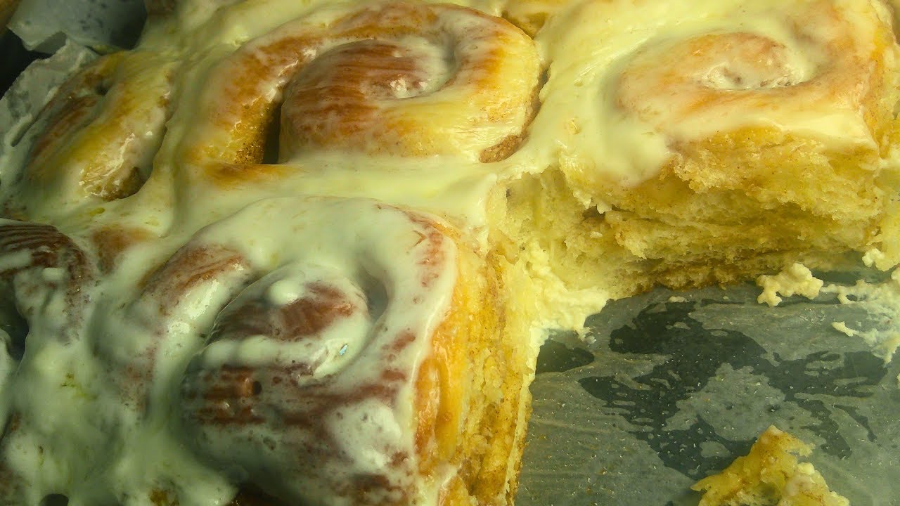Rollos de Canela (Cinnamon Rolls) Esponjosos y Caseros | Fáciles y Deliciosos