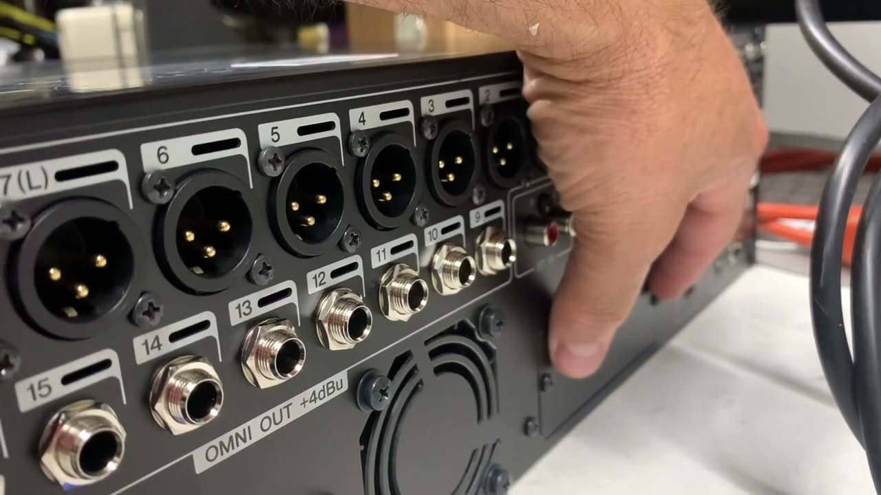 Yamaha TF RACK Mixer