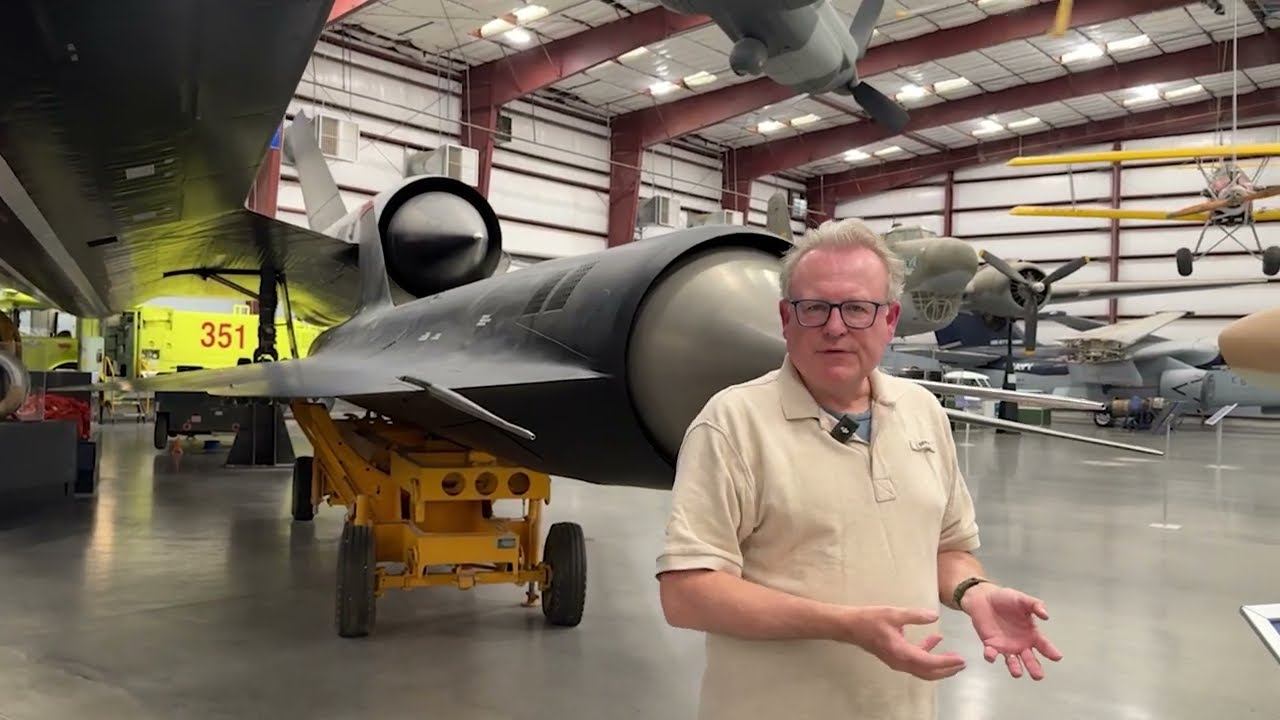 SR-71- A Failure? AG-330 Start-Cart and D-21 at Pima Air and Space Museum 