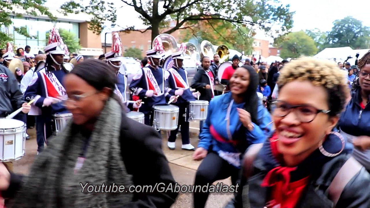 Howard University Showtime Marching Band & Ooh La La!  Homecoming Tunnel 2018