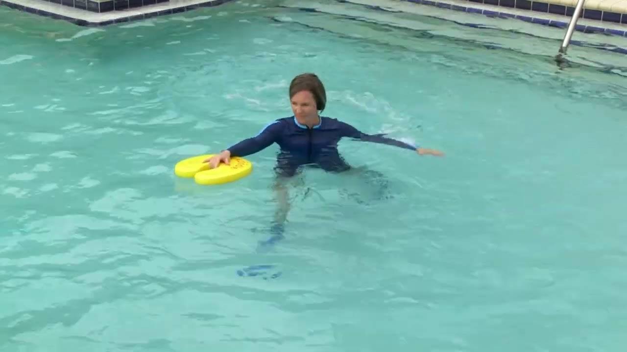 Аквааэробика и силовые упражнения: укрепление пресса и спины с помощью Nekdoodle