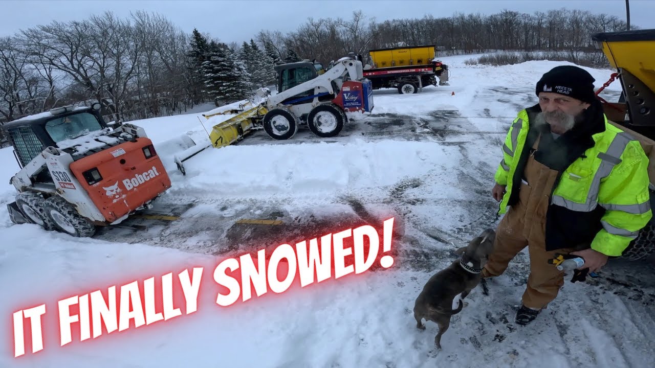 Plowing deep snow - FINALLY!