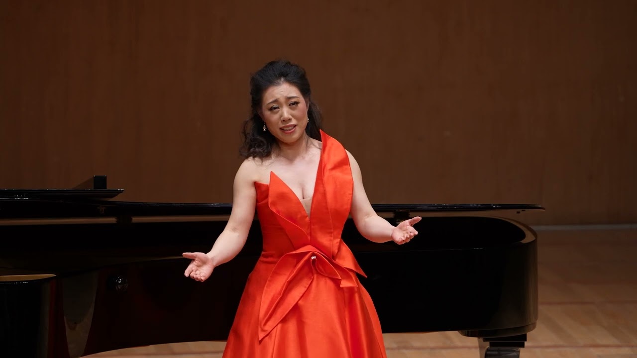 万丹 / DANWAN (China. Soprano)：我的深情为你守候