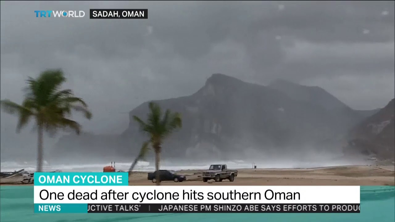 Cyclone hits southern Oman