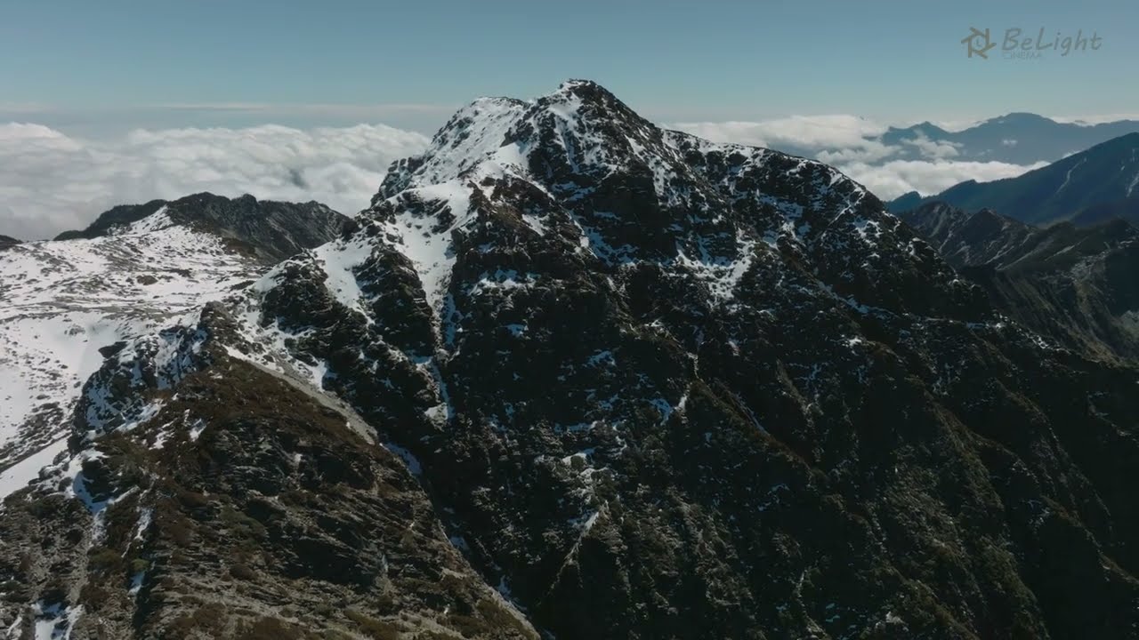 [百岳空拍4K HDR] 雪季 山之王者--南湖大山