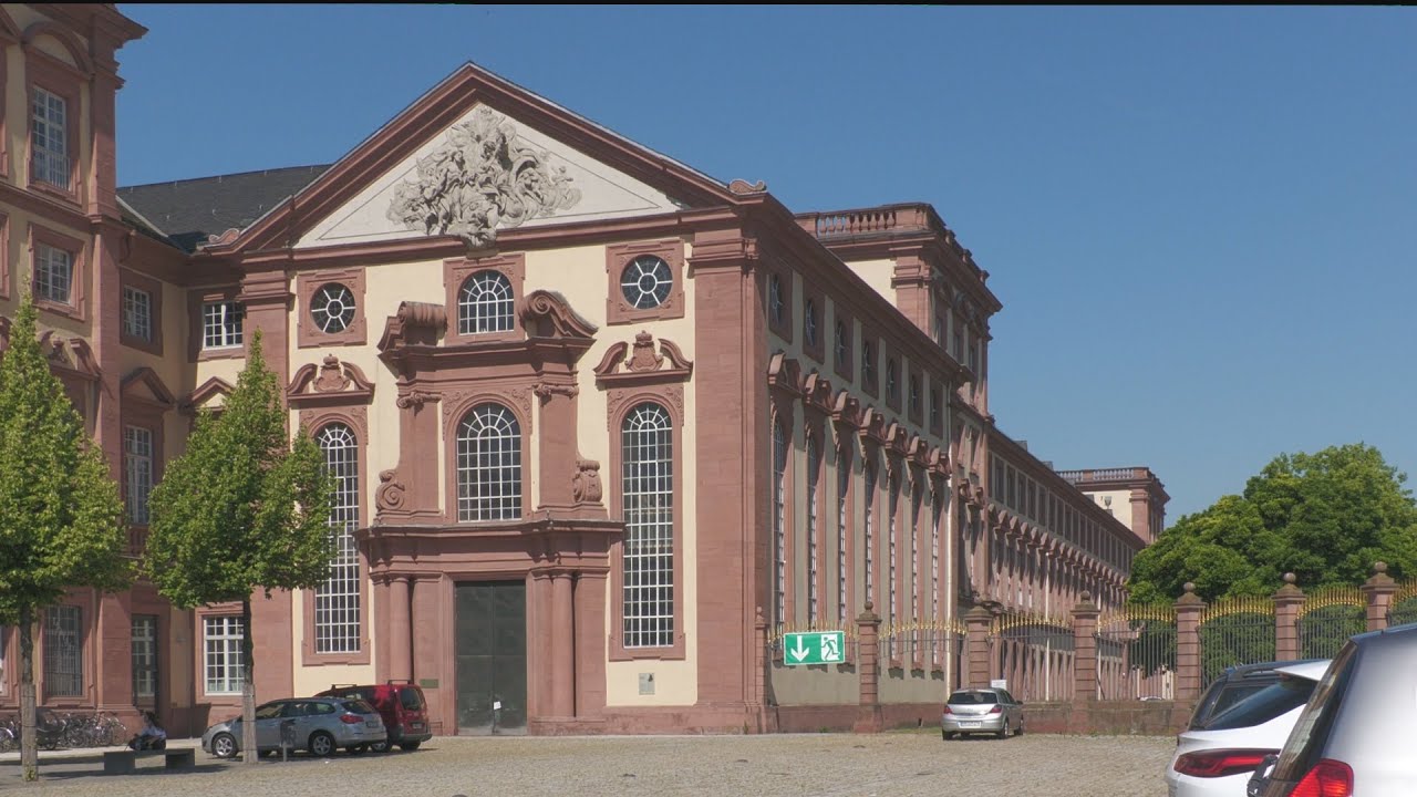 Wasser oder Woi: alt-katholisch, Schloßkirche Mannheim