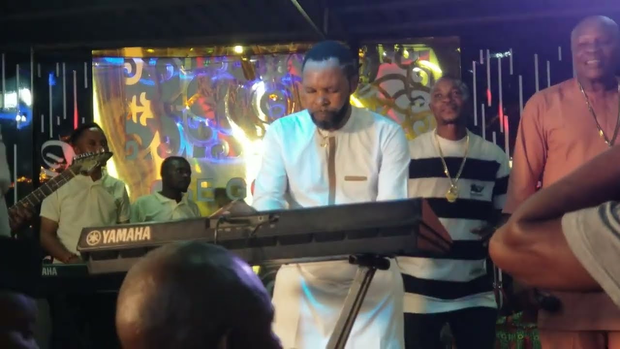Emperor Wadada FT Dr. Afile, Live in Lagos | Esan Music
