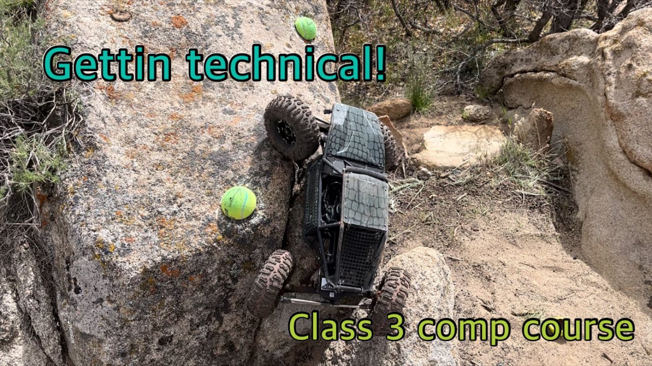 Axial Capra killin some technical lines!!