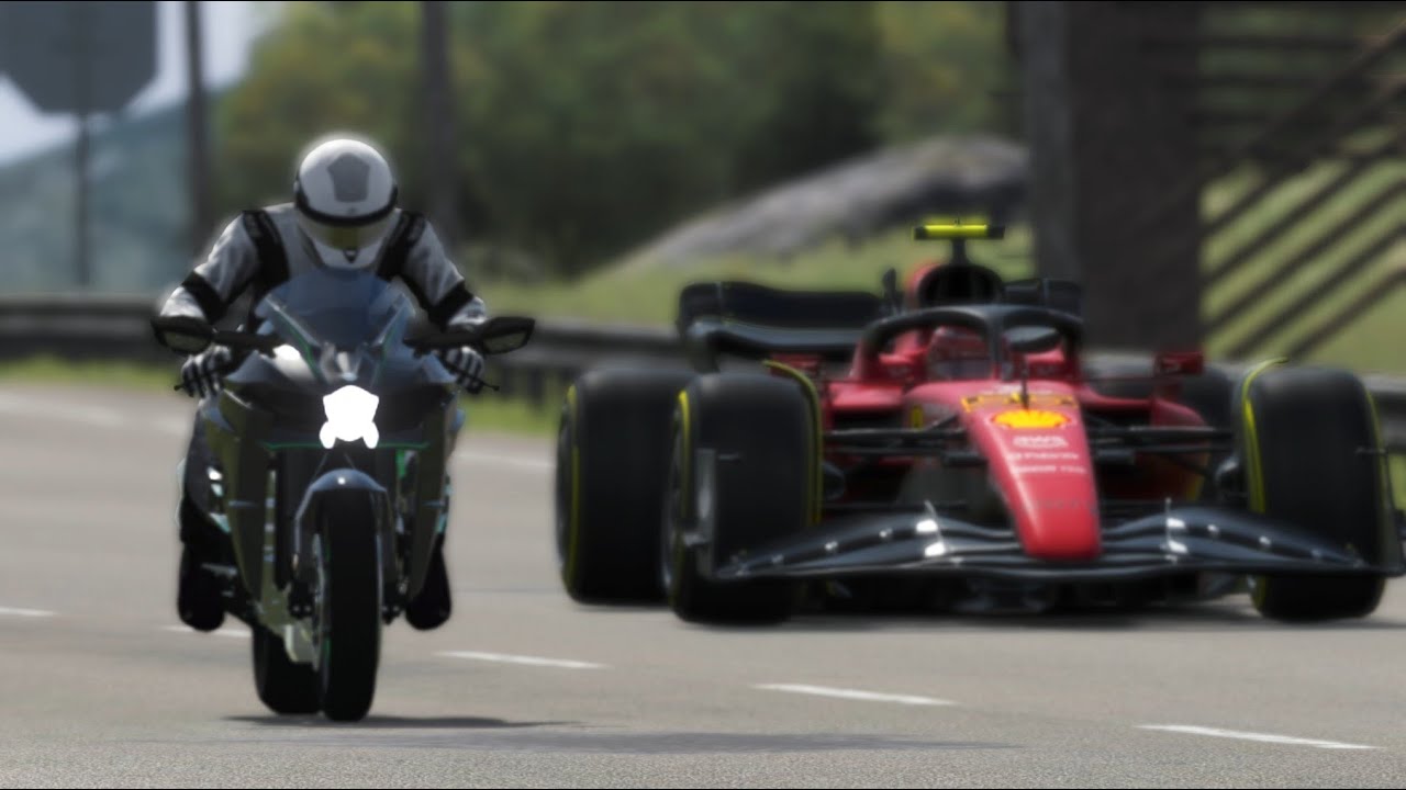 Kawasaki Ninja H2R vs F1 Racing Cars at Highlands